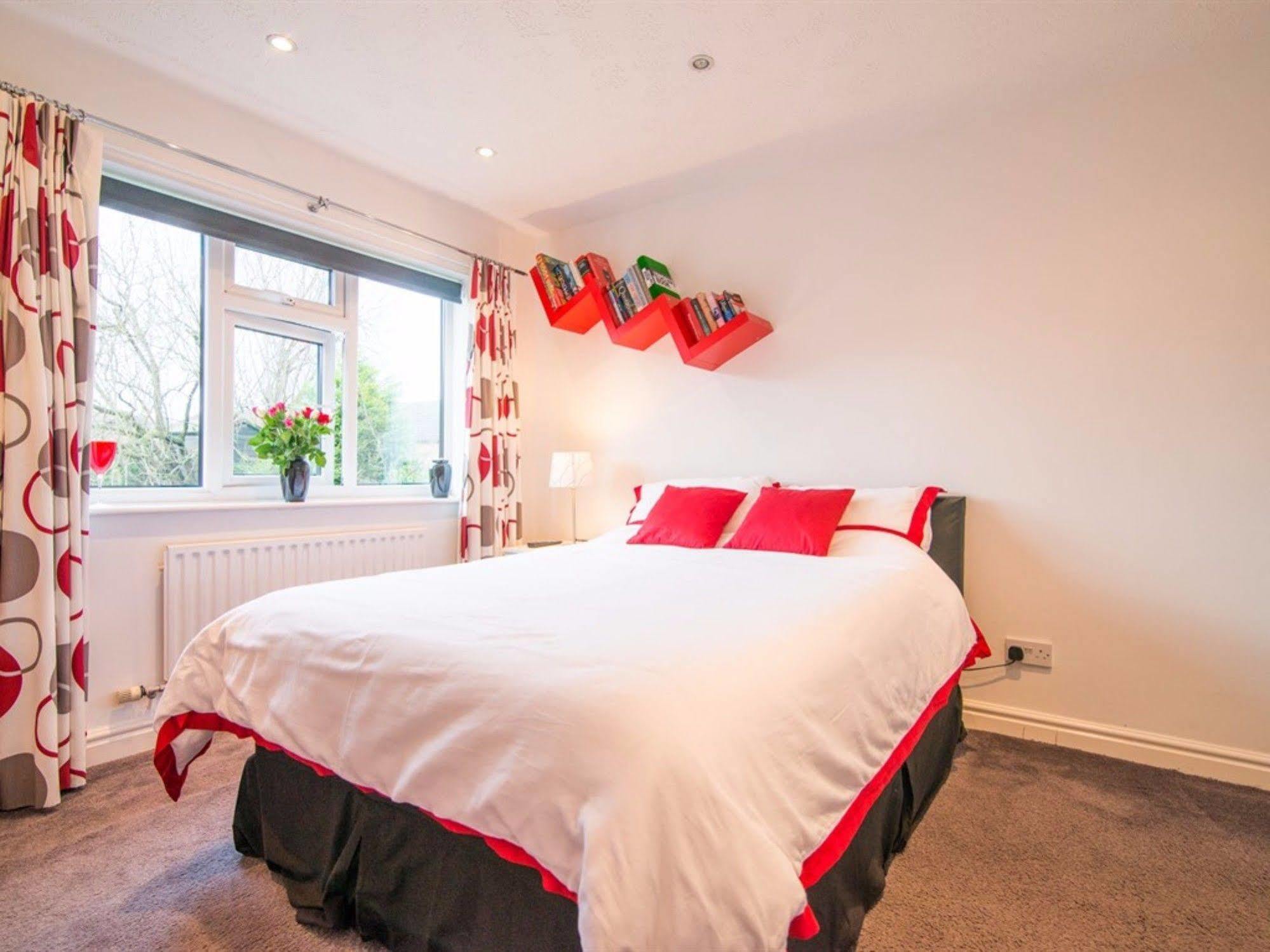 Ayuda House Hotell Altrincham Eksteriør bilde