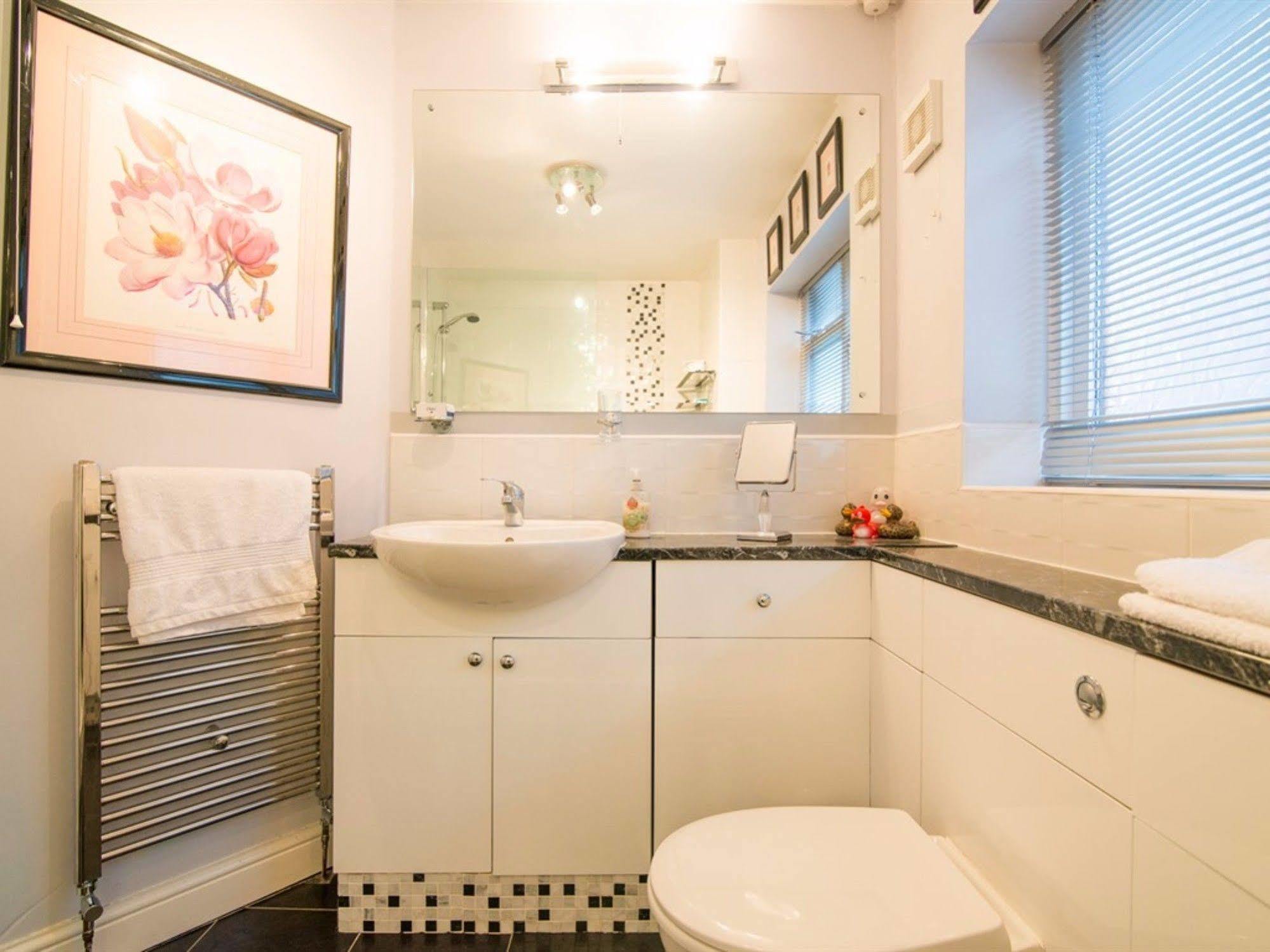 Ayuda House Hotell Altrincham Eksteriør bilde